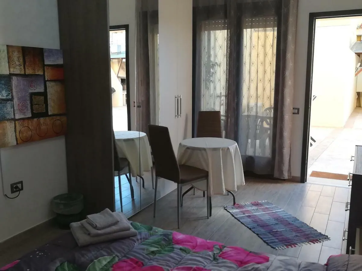 Rooms Loru Sestu Guest house